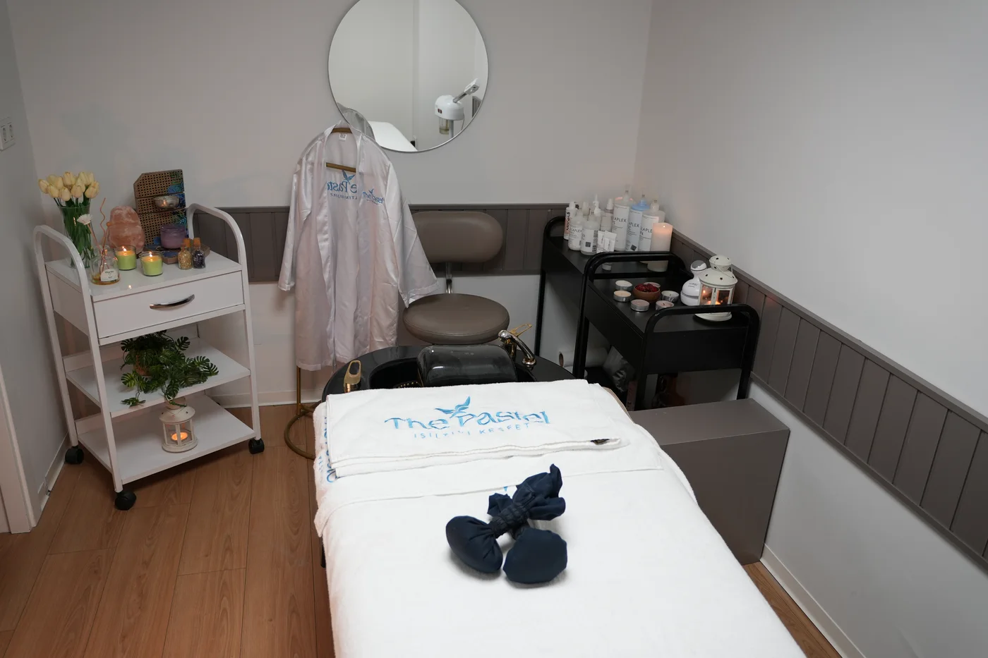İstanbul Çift Kişilik (2 Kişilik) Japon Aqua Head Spa Deneyimi: Eşiniz veya Arkadaşınızla Yan Yana VIP Ritüel