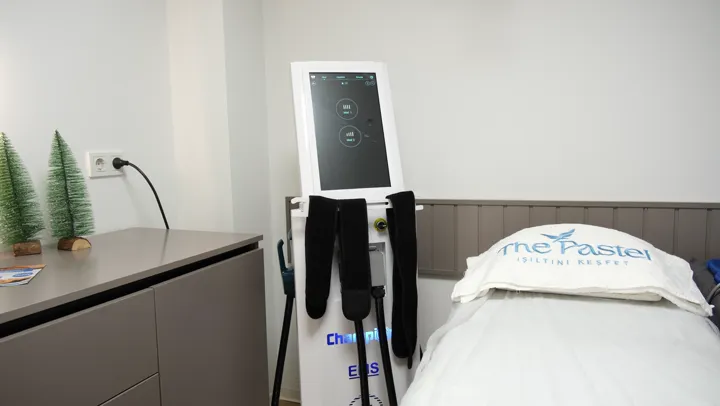 EMS Slim Nedir, Kaç Seans Uygulanır? 30 Dakikada Kas ve İncelme Etkisi